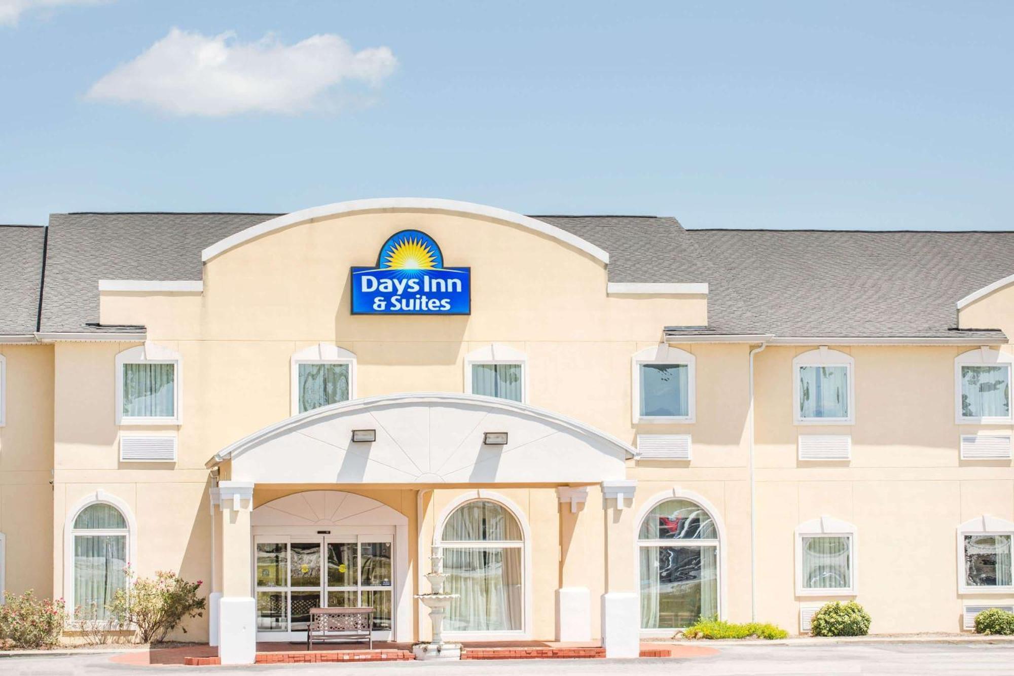 Days Inn & Suites By Wyndham Swainsboro Exterior foto